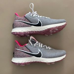 NWOT Men’s Nike Golf Shoes